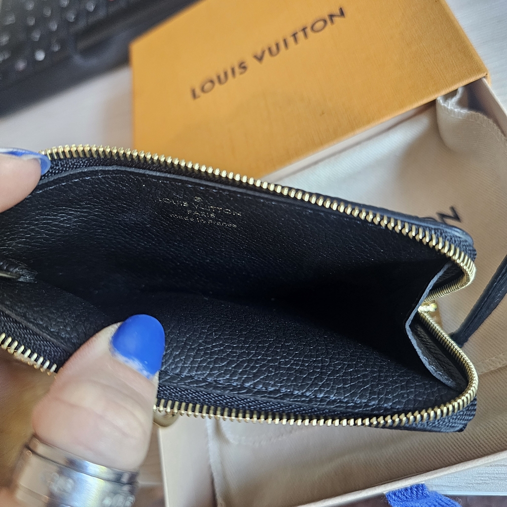 Louis Vuitton Black Women's Wallet - Picture 4 of 5